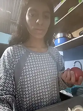 Ariell Kieran online show from April 15, 11:49 pm