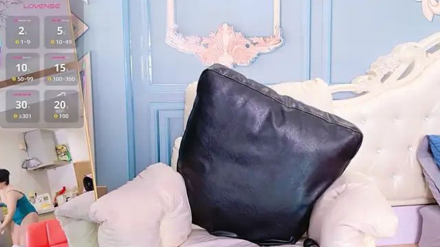 LucianaMe online show from November 26, 3:40 am