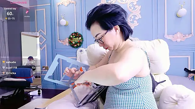 LucianaMe online show from January 7, 4:09 pm