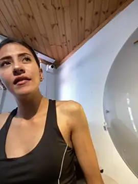 Andrea18 blonde online show from February 19, 7:05 pm