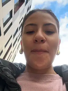 Andrea18 blonde online show from March 22, 12:25 pm