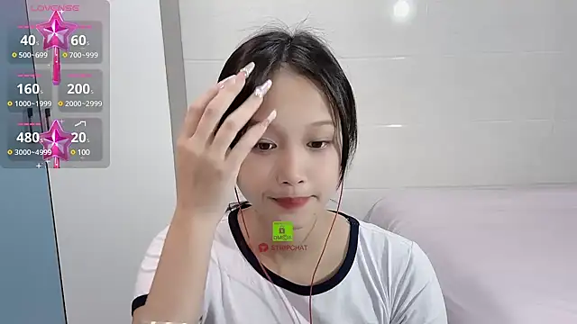 xunian71O online show from February 18, 6:37 am