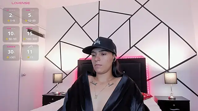 Liiam smith  online show from February 7, 2:47 pm