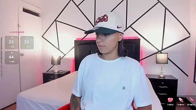 Liiam smith  online show from February 10, 11:57 am