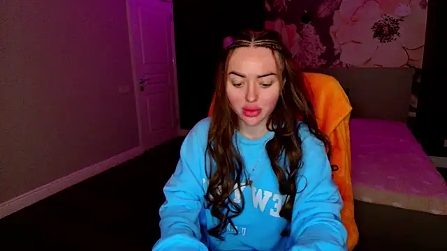 MissisCaty online show from April 18, 2:37 am