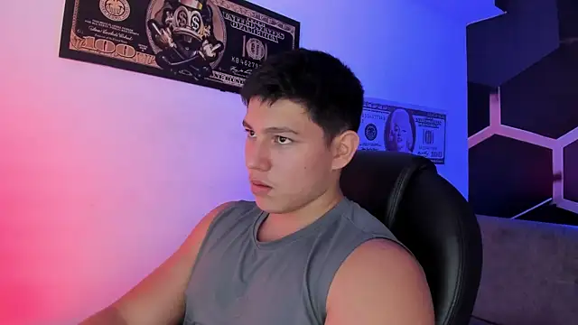 JamesCr  online show from September 30, 3:00 am