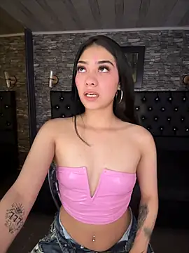 Snapshot of TayylorSexx chatting on June 17, 3:42 am TayylorSexx online show from June 17, 3:42 am