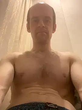 LynnAhNight online show from October 22, 3:29 am