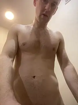 LynnAhNight online show from February 2, 3:16 am