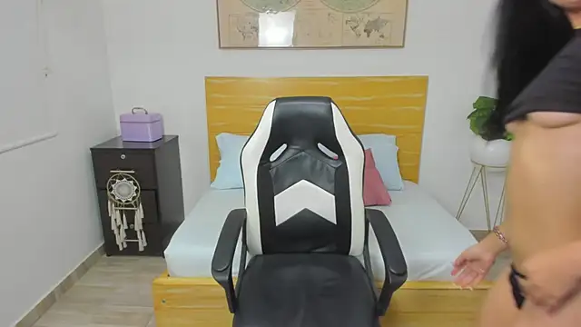 tiffanny doll  online show from February 15, 3:17 pm