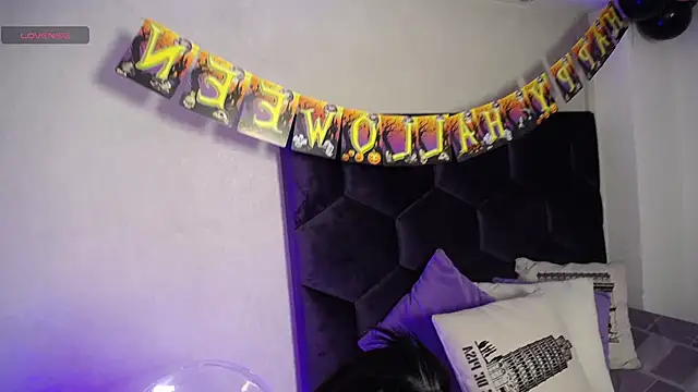 GochitaWild online show from October 11, 8:07 pm