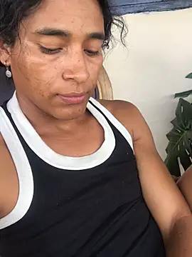 Snapshot of alexiaross96 chatting on February 19, 7:32 pm alexiaross96 online show from February 19, 7:32 pm