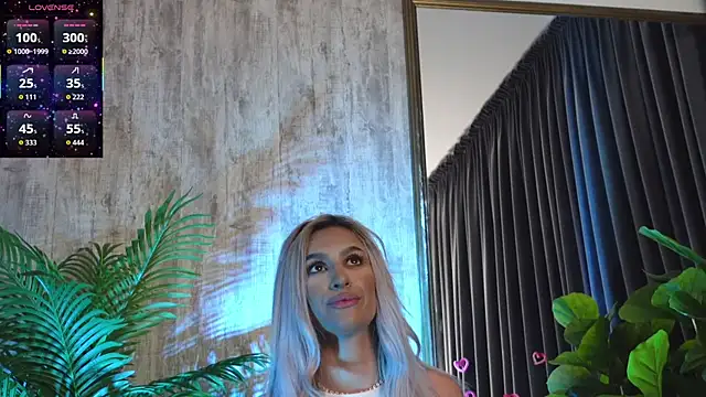 KarlaBart online show from October 12, 7:24 pm