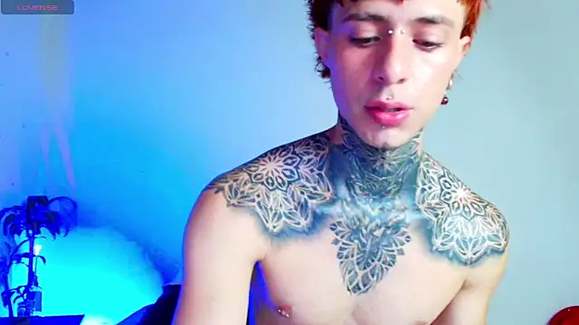 Snapshot of 7_Saturno_7 chatting on June 2, 1:46 pm 7 Saturno 7 online show from June 2, 1:46 pm