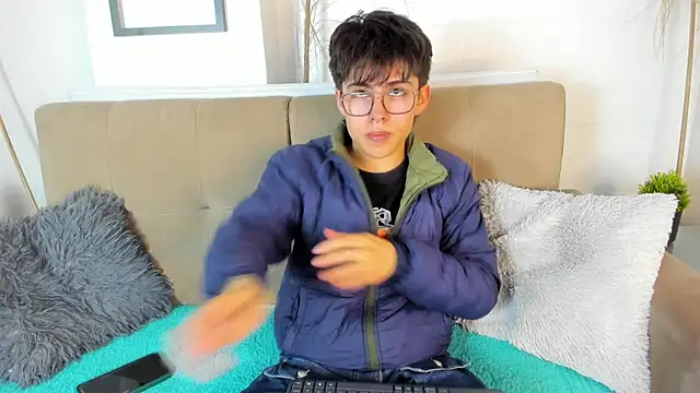 PepperTwink online show from March 21, 1:12 pm