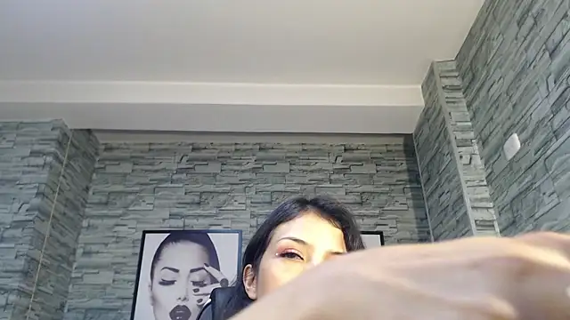 renata russo b online show from February 12, 11:20 pm