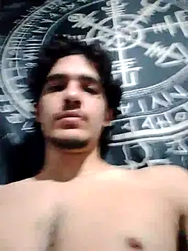 justinsinner1 online show from February 5, 11:20 pm