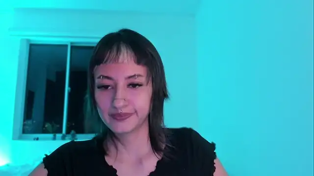 ggor4w33 online show from April 11, 7:24 am