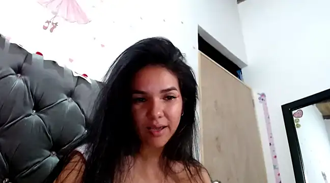 tezza smith online show from February 15, 7:27 am