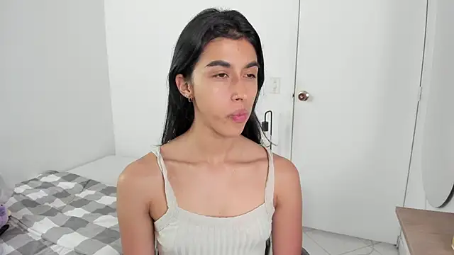 Mazikeen  18 online show from April 24, 1:13 pm