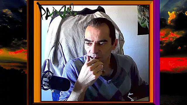 ReyDeBotones online show from February 26, 2:05 pm