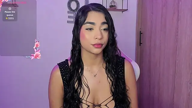 Snapshot of Bella_ricci_ chatting on September 27, 6:35 pm Bella ricci online show from September 27, 6:35 pm