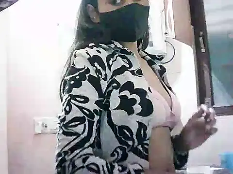 Snapshot of Rubi-Ji chatting on February 19, 12:25 am Rubi-Ji online show from February 19, 12:25 am