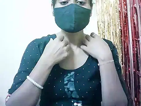 Snapshot of Rubi-Ji chatting on March 18, 12:36 pm Rubi-Ji online show from March 18, 12:36 pm