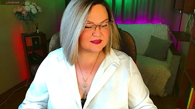 Vivien  wet online show from November 22, 4:06 pm