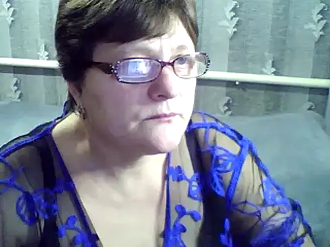 Snapshot of ElzaJewel chatting on February 21, 8:16 pm ElzaJewel online show from February 21, 8:16 pm