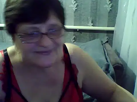 Snapshot of ElzaJewel chatting on February 24, 8:14 pm ElzaJewel online show from February 24, 8:14 pm