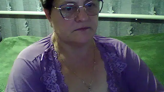 Snapshot of ElzaJewel chatting on October 11, 7:23 pm ElzaJewel online show from October 11, 7:23 pm