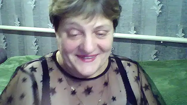 Snapshot of ElzaJewel chatting on October 14, 7:47 pm ElzaJewel online show from October 14, 7:47 pm