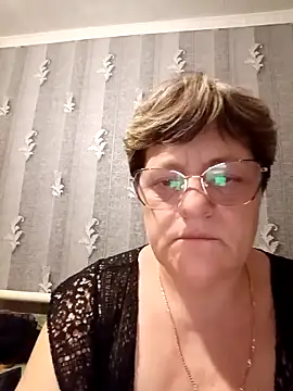 ElzaJewel online show from April 21, 6:20 am