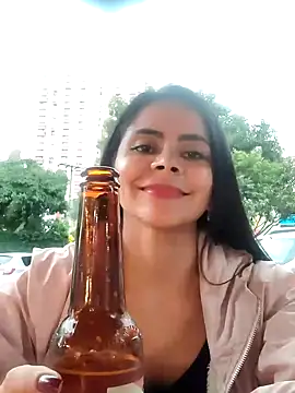 Snapshot of hema_gold chatting on February 3, 10:43 pm hema gold online show from February 3, 10:43 pm