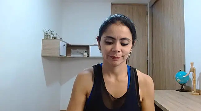 Snapshot of hema_gold chatting on February 7, 11:34 pm hema gold online show from February 7, 11:34 pm