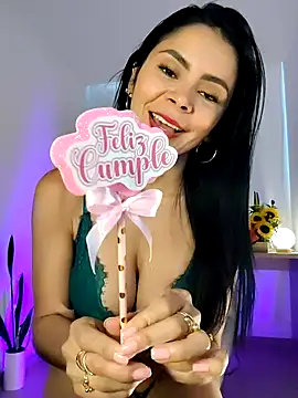 Snapshot of hema_gold chatting on September 12, 4:51 pm hema gold online show from September 12, 4:51 pm