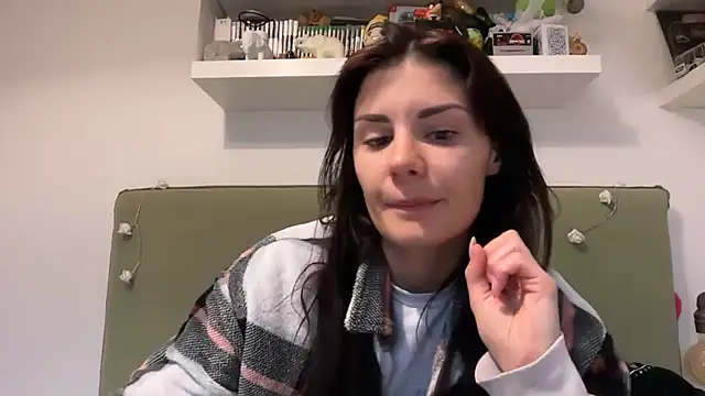 Snapshot of Petitecookie chatting on May 13, 7:33 pm Petitecookie online show from May 13, 7:33 pm