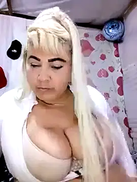 BonniAdams online show from September 19, 9:59 pm