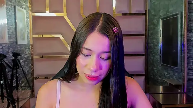 BarbieGirl    online show from March 13, 4:49 am