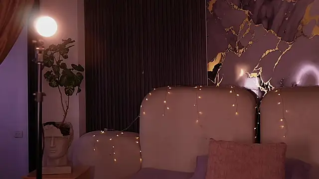 soidai miiu online show from April 23, 10:45 pm