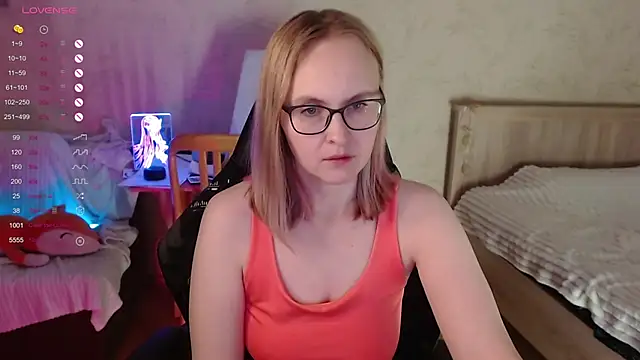 Snapshot of Agatha_Mott chatting on November 9, 3:05 am Agatha Mott online show from November 9, 3:05 am