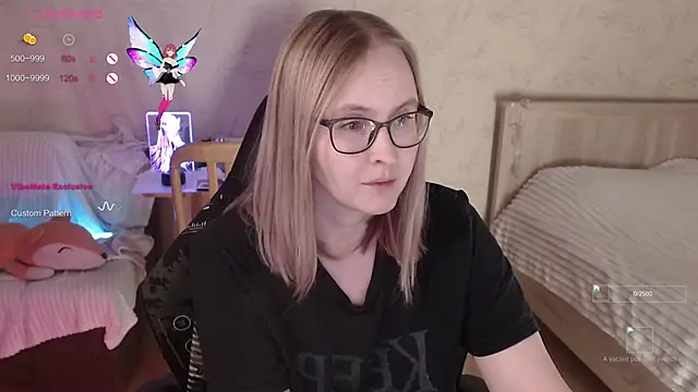 Snapshot of Agatha_Mott chatting on November 21, 2:10 am Agatha Mott online show from November 21, 2:10 am