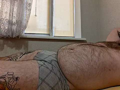 Snapshot of vitek1110 chatting on October 11, 1:53 pm vitek1110 online show from October 11, 1:53 pm