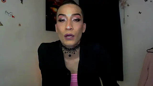 Snapshot of NovaNyx11 chatting on September 17, 10:00 pm NovaNyx11 online show from September 17, 10:00 pm