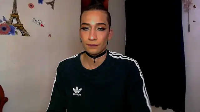 Snapshot of NovaNyx11 chatting on September 26, 9:19 pm NovaNyx11 online show from September 26, 9:19 pm