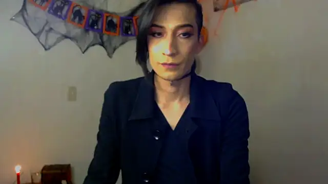 Snapshot of NovaNyx11 chatting on October 14, 11:05 pm NovaNyx11 online show from October 14, 11:05 pm