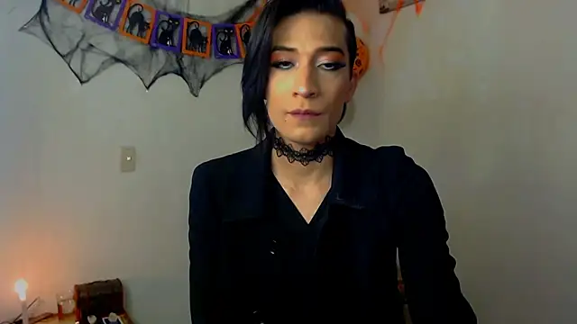 Snapshot of NovaNyx11 chatting on October 18, 10:10 pm NovaNyx11 online show from October 18, 10:10 pm