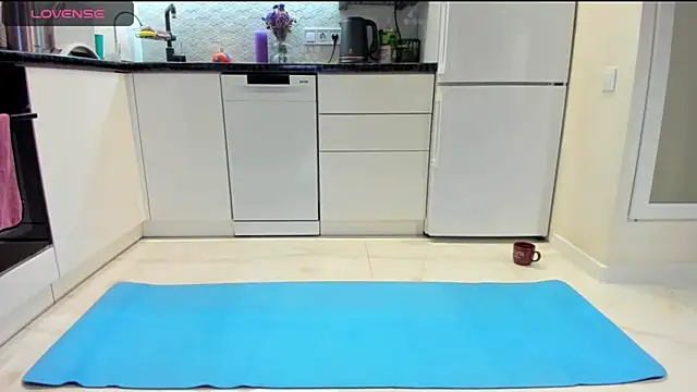 Snapshot of Katya_yoga chatting on March 5, 4:30 am Katya yoga online show from March 5, 4:30 am