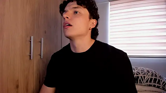 Mastrangelo xxx online show from December 1, 9:09 pm